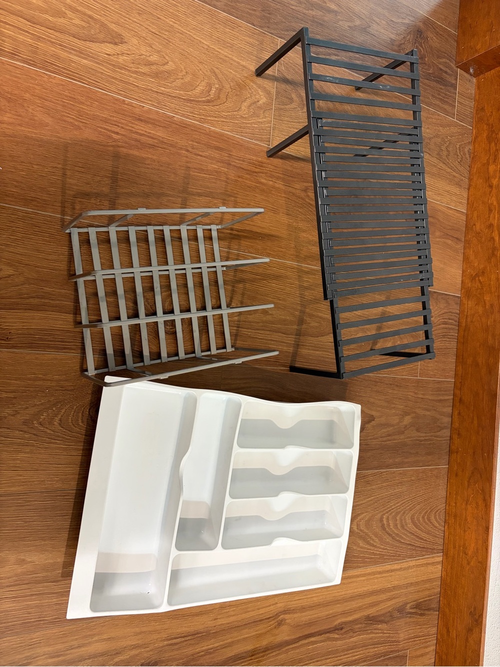 Drawer Utensil Organizer Set with Metal Racks - White and Black